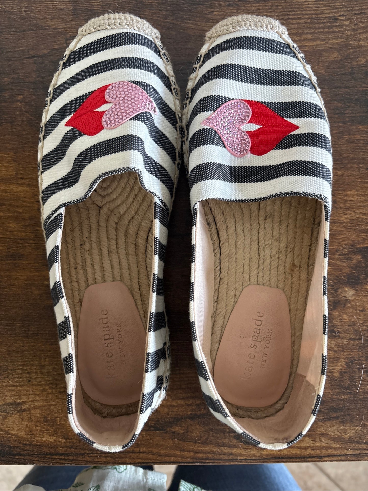 Women's Kate Spade Striped Gimlet Heart Lips Style Espadrilles Shoes - Size 6.5