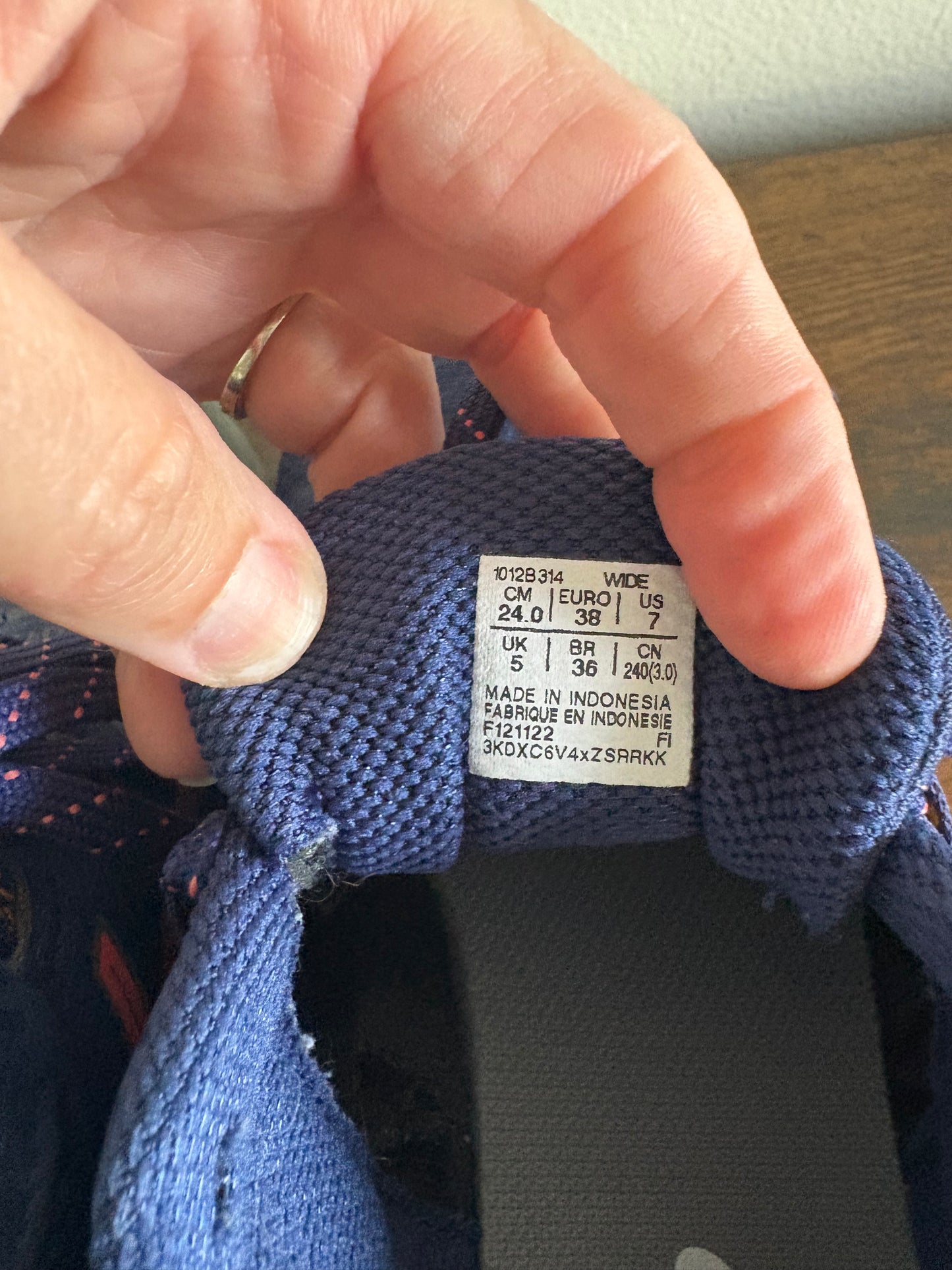 Women's Asics GEL- Venture 9 Running Shoe, Indigo Blue and Papaya, Size 7W