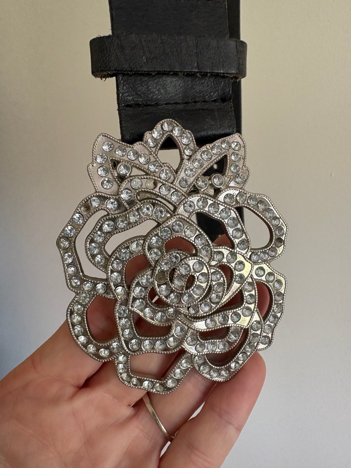 Women's Belt GUESS Black with Rhinestone Rose - Size Small