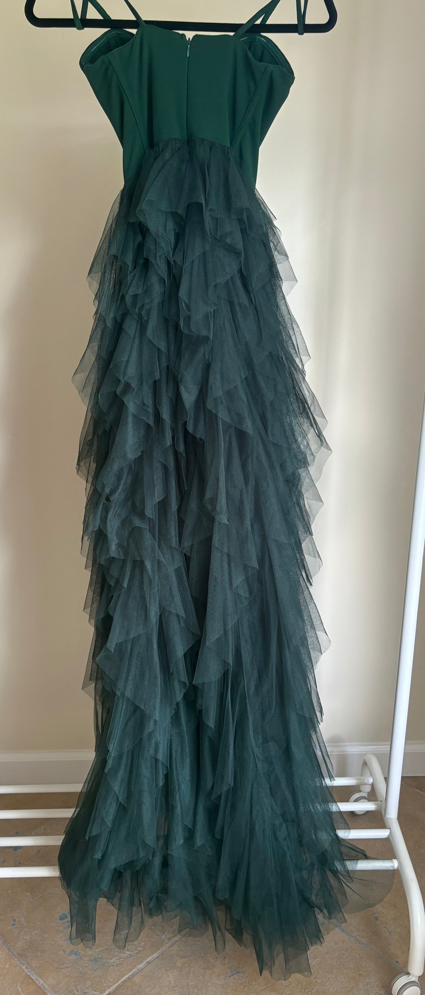 Women's Faeriesty Green Tulle Layered Long Prom Special Occasion Dress Size Medium