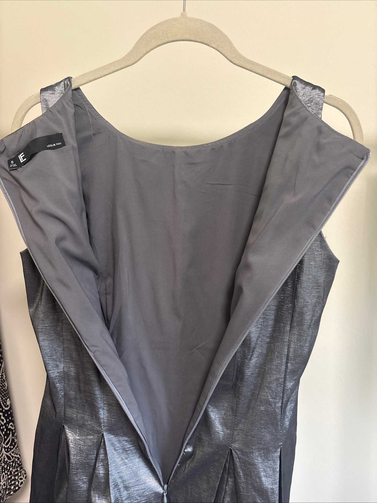 Women's LESLIE FAY Gunmetal Gray Beaded Poly Satin Social Cocktail Dress - Size 8