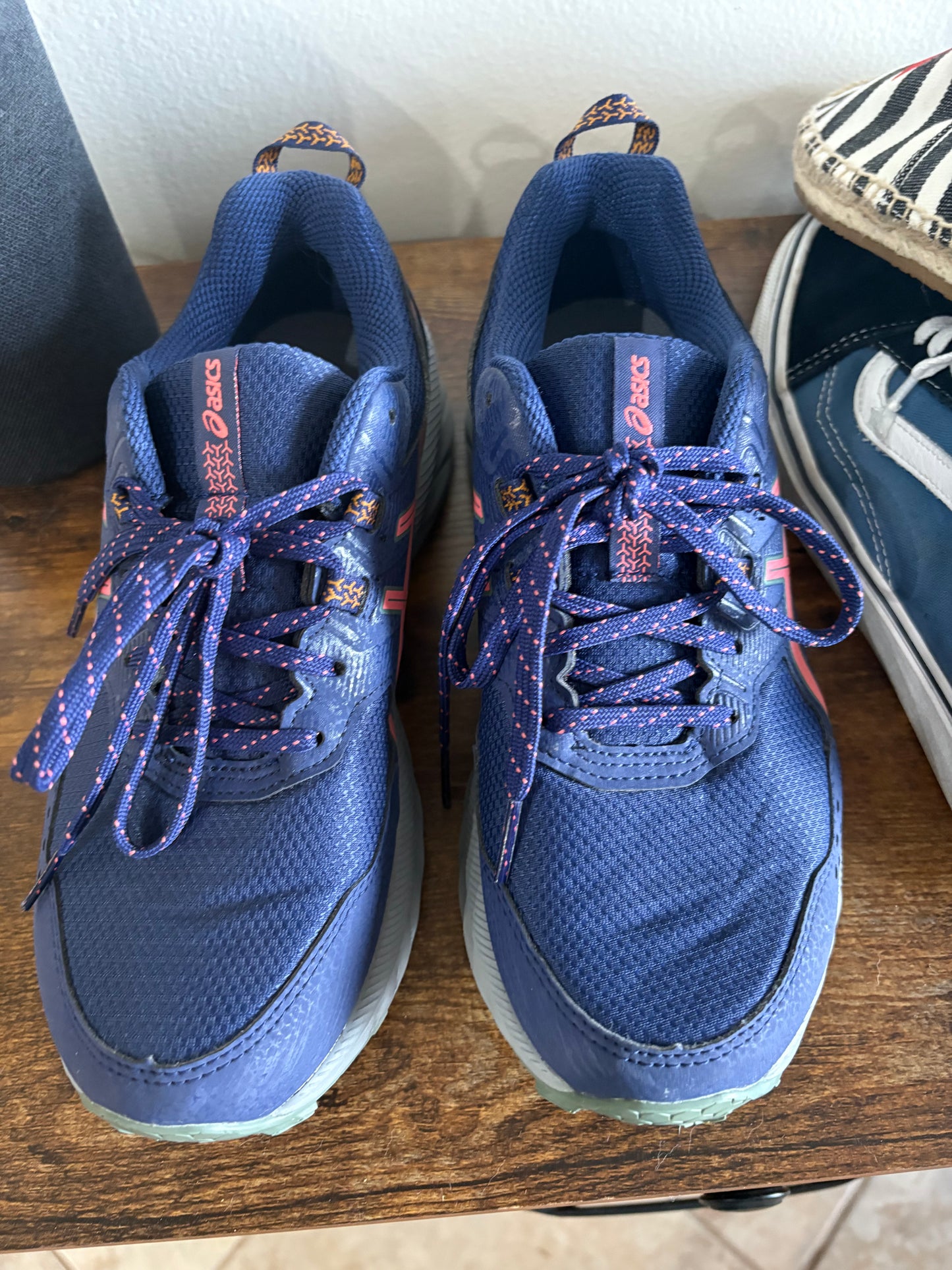 Women's Asics GEL- Venture 9 Running Shoe, Indigo Blue and Papaya, Size 7W