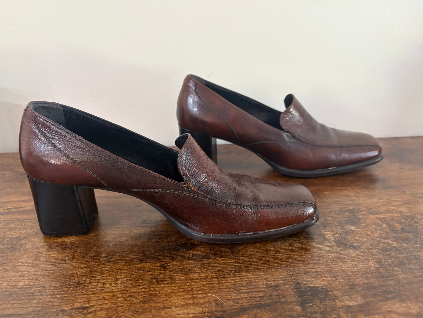 Women's GEOX Respira Brown Leather Block Heel - Size 7.5