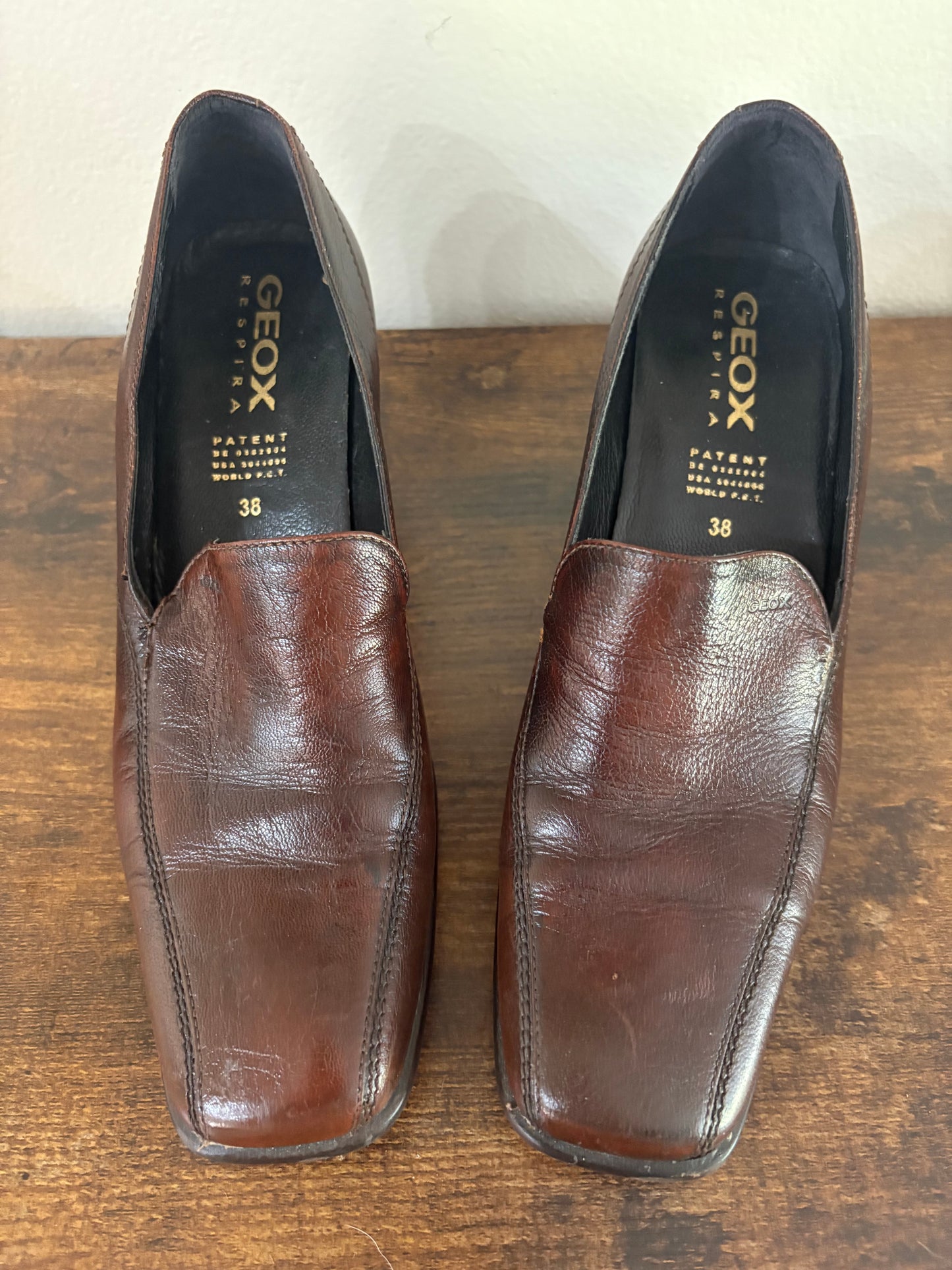 Women's GEOX Respira Brown Leather Block Heel - Size 7.5