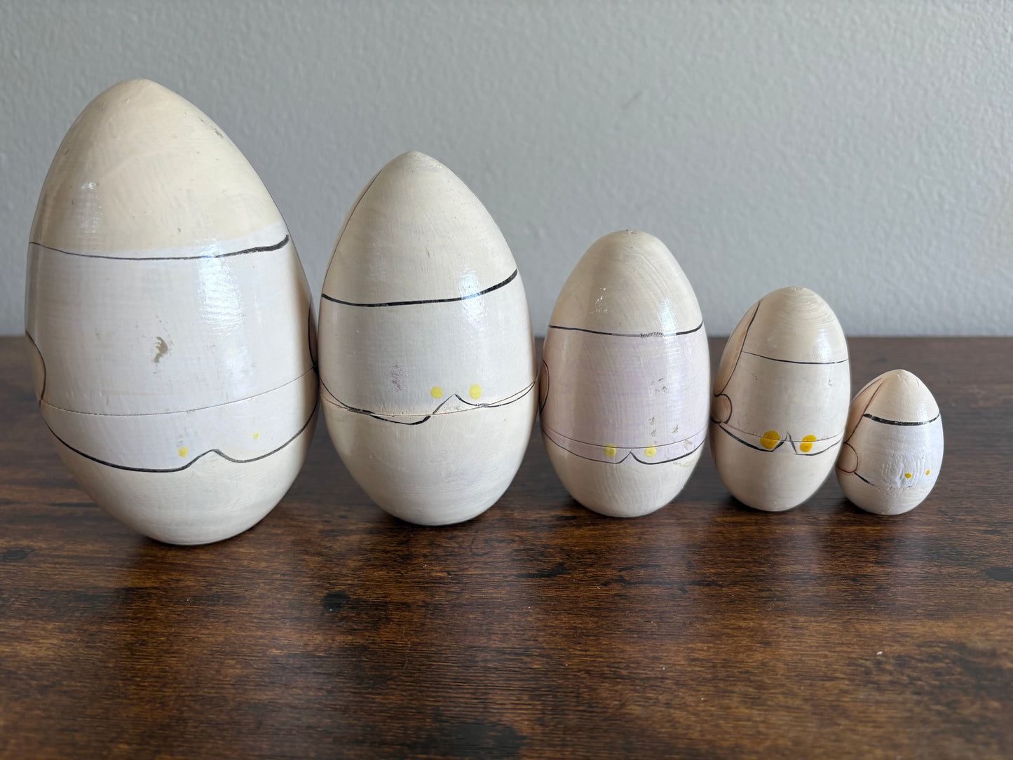 D - Set of 5 Nesting Dolls Bunny Rabbits Easter Eggs Hand painted Spring Wooden Décor