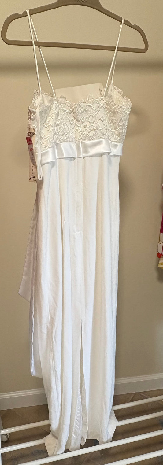 Women's Loralie Original Wedding or other Formal Dress, White, Long - Size 6, New with Tags!