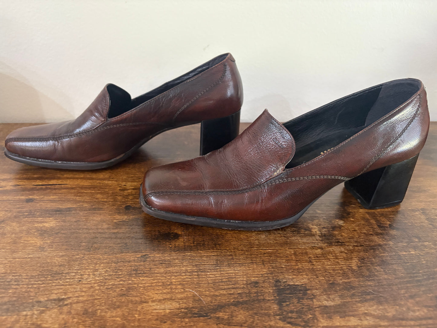 Women's GEOX Respira Brown Leather Block Heel - Size 7.5