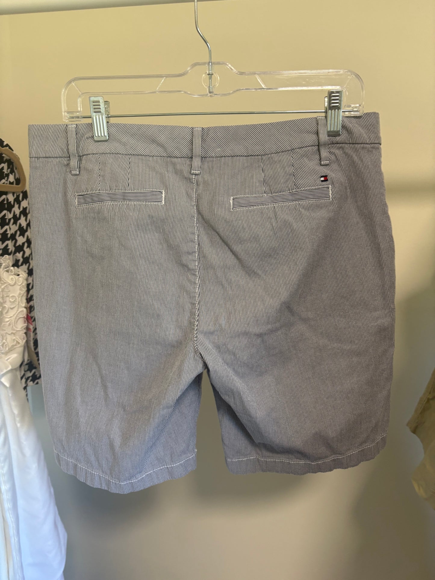 Women's Tommy Hilfiger Bermuda Shorts, Blue White Striped Stretch - Size 10