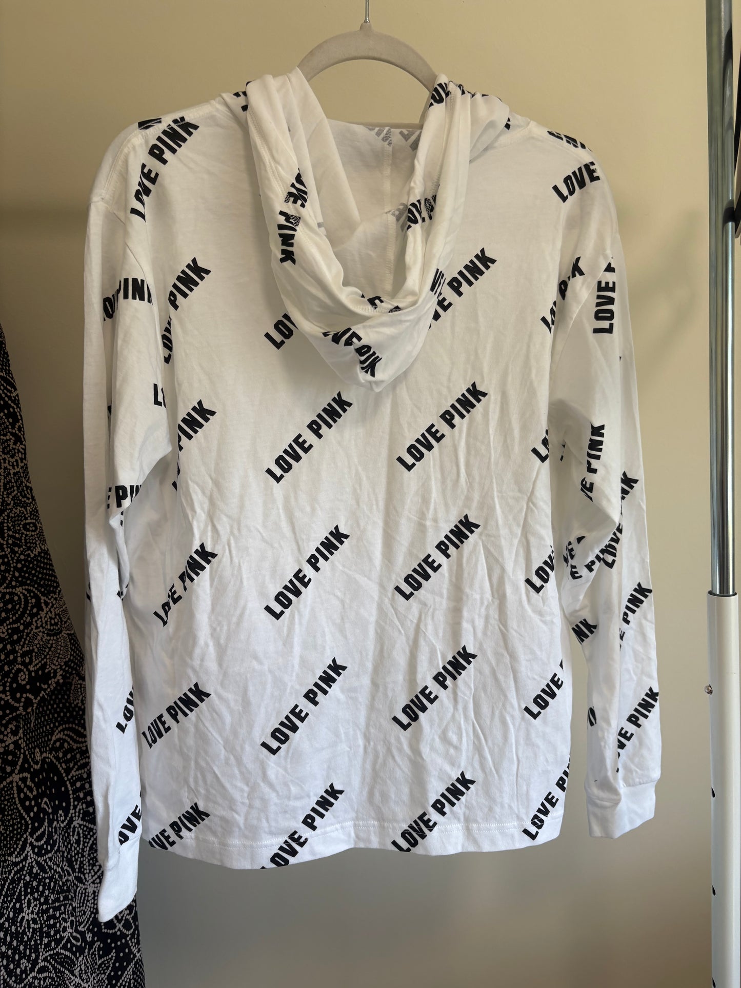 Women's Love PINK Victoria's Secret White Long Sleeve Perfect Hoodie, pullover - Size M