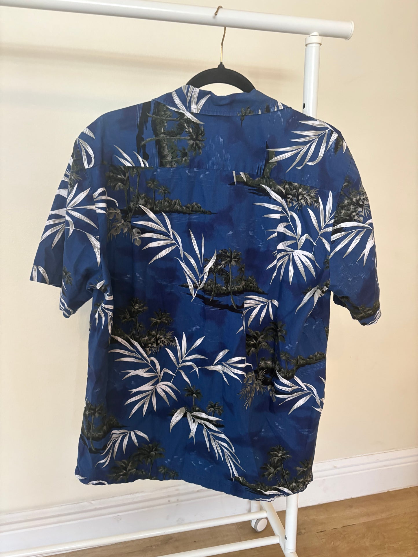 Men's VTG RJC Hawaiian Shirt Size Large Blue Floral Palm Trees Island Button Up Cotton