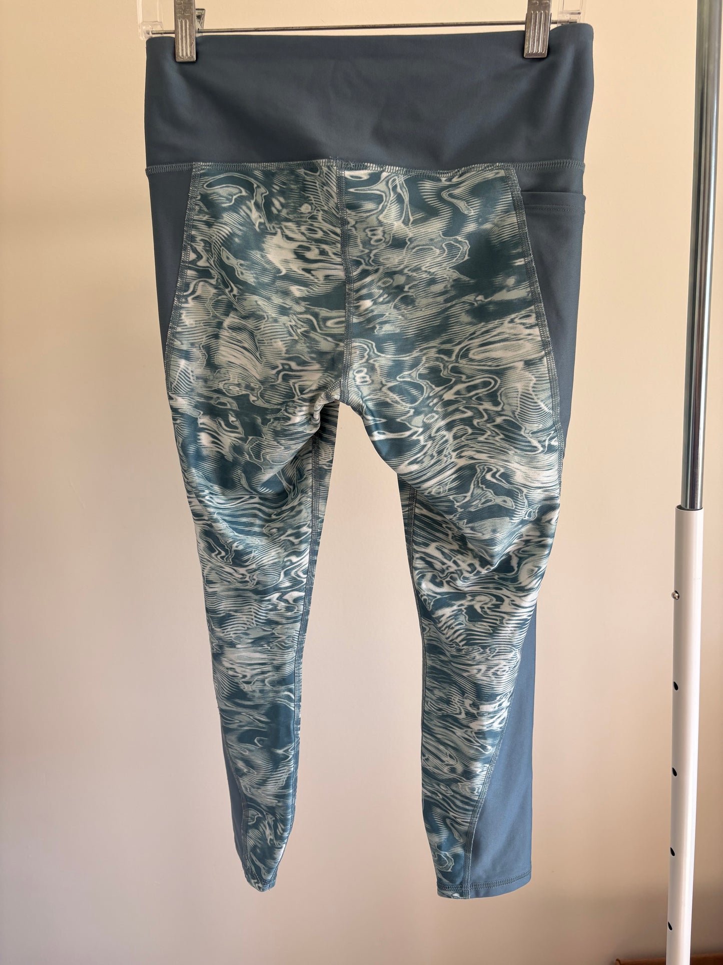 Women's UNDER ARMOUR Heat Gear High-Rise Ankle Compression Leggings MEDIUM Teal