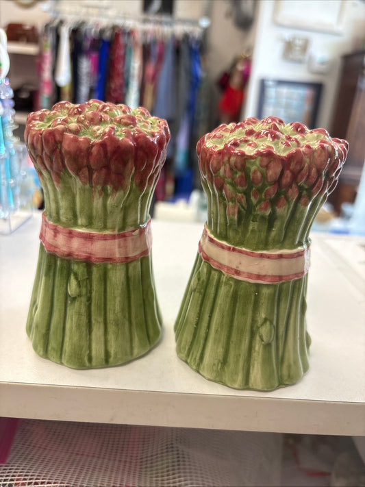 D - Fitz & Floyd Omnibus OCI Asparagus Salt & Pepper Shakers