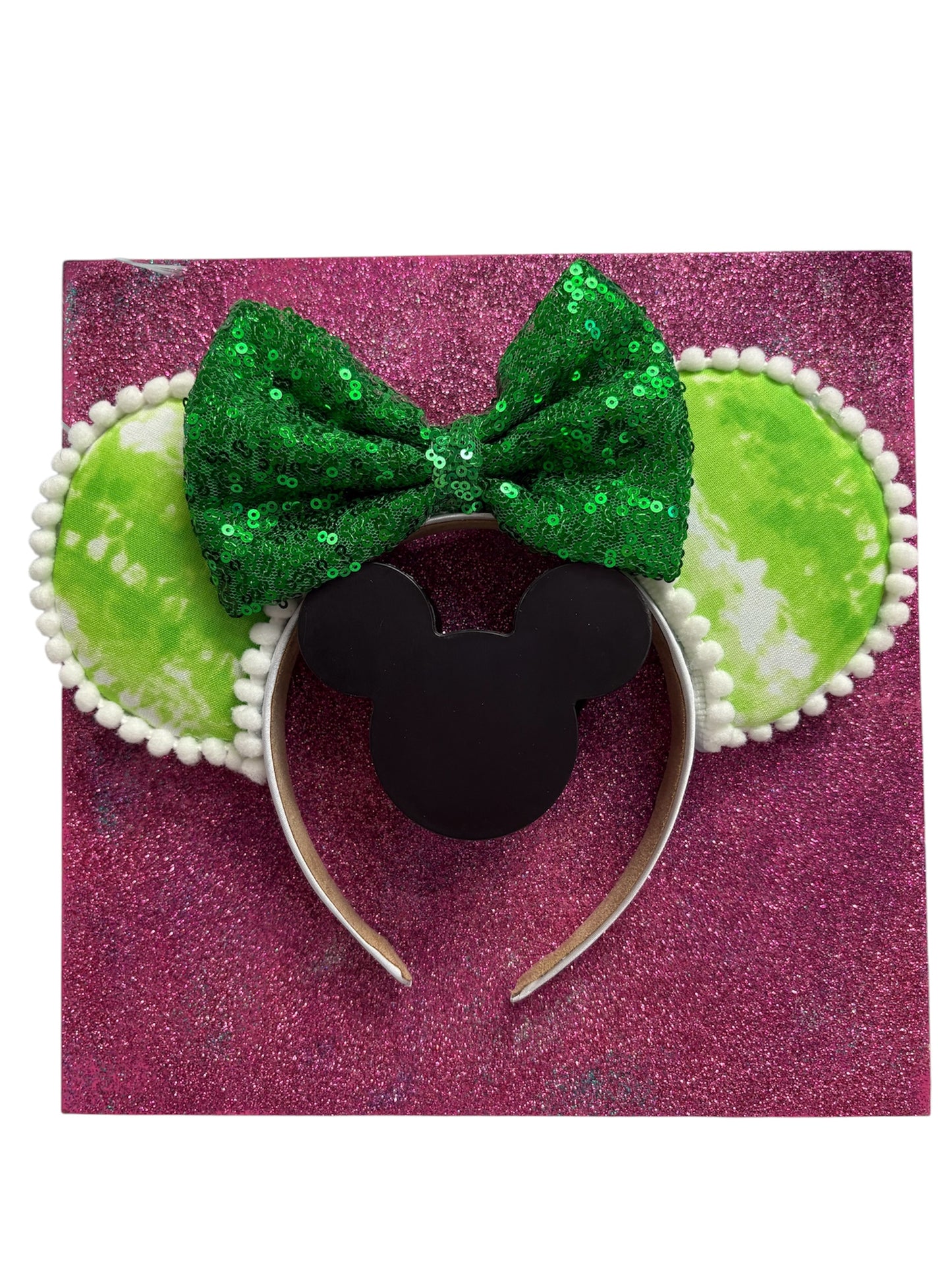 D - Minnie Mouse Ears and Holder