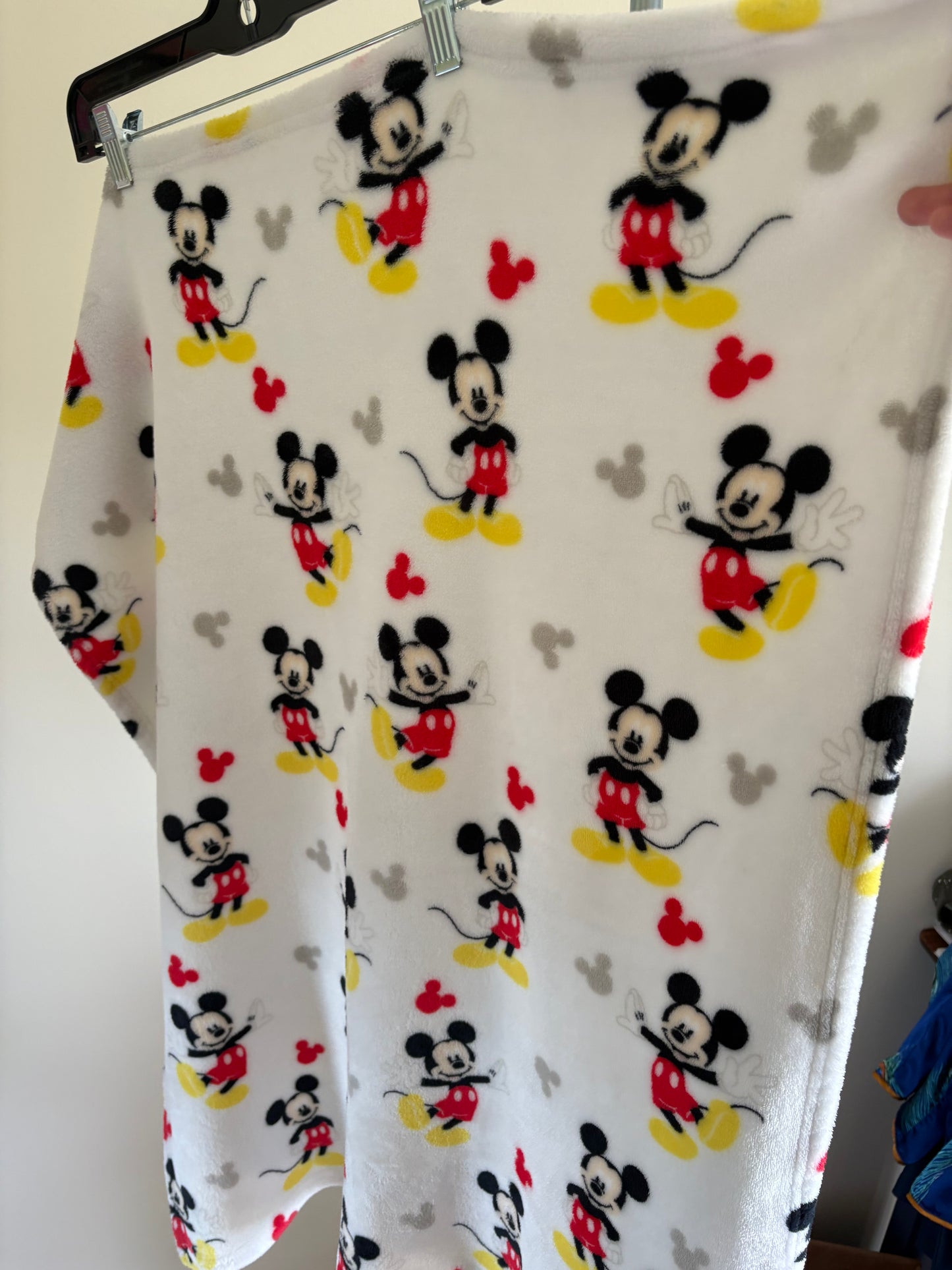 Mickey Mouse White Fleece Blanket Lovey Toddler 33x36 Inch Disney Baby