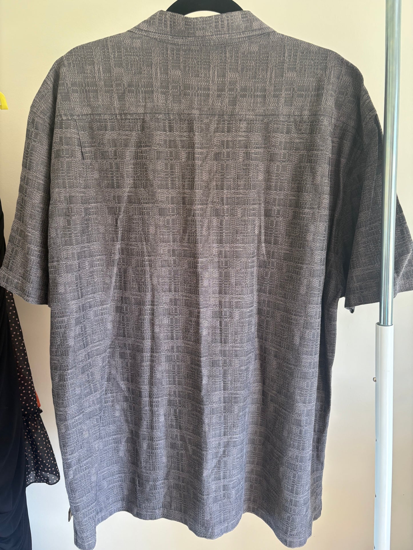 Men's Tommy Bahama Shirt, Silk & Cotton, Button down, Heather Gray - Size XXL 2X