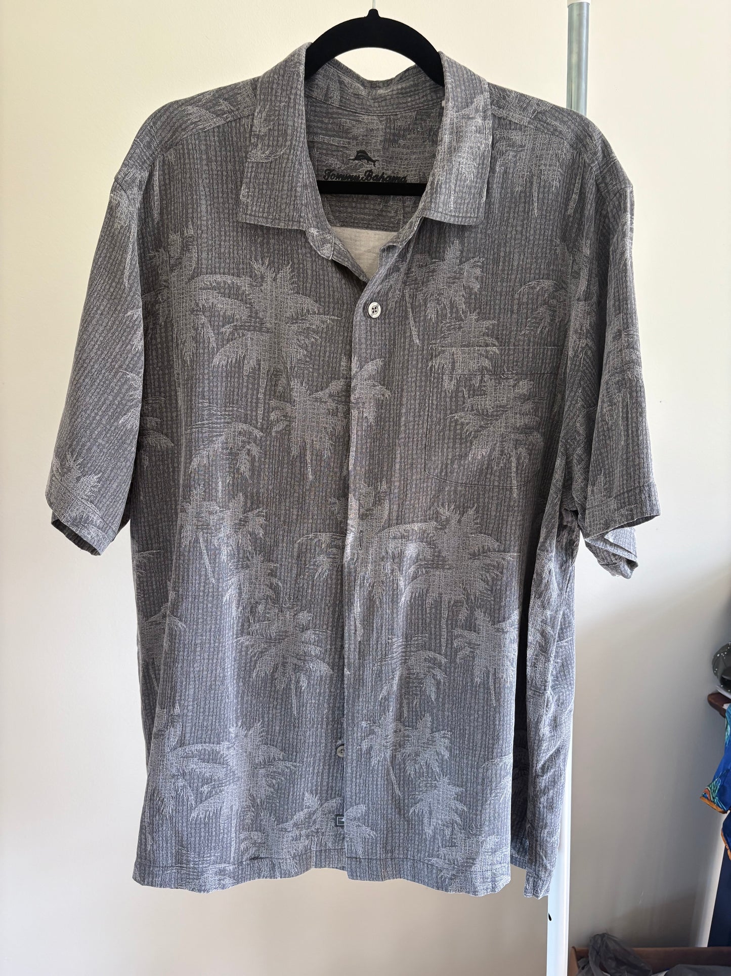 Men's Tommy Bahama Camp Shirt, Digital Palms Cave Gray, 100% Silk, Size XL