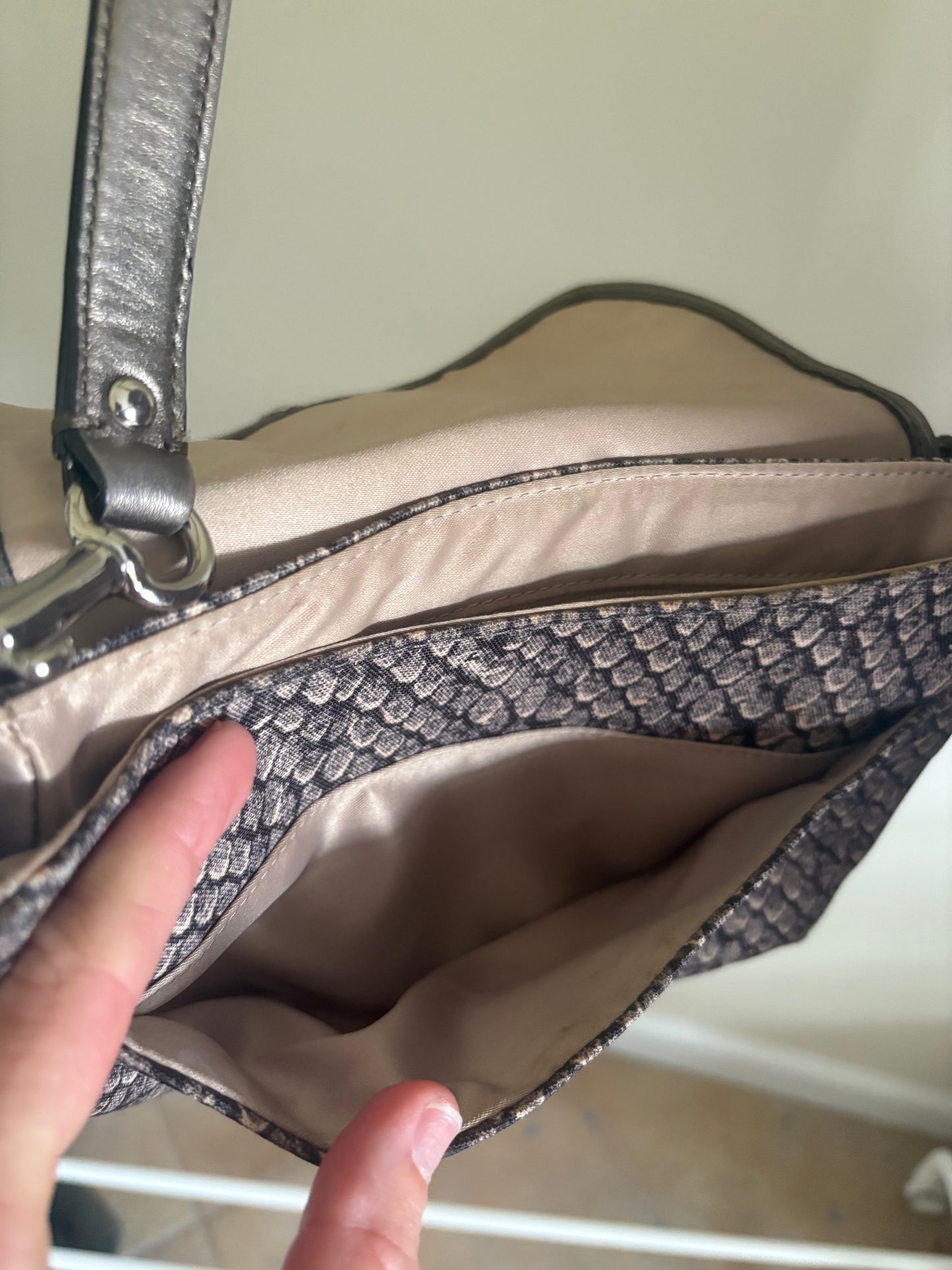 Coach Crossbody Shoulder Hand Carry Handbag Purse - F26036 - Snake Skin Print
