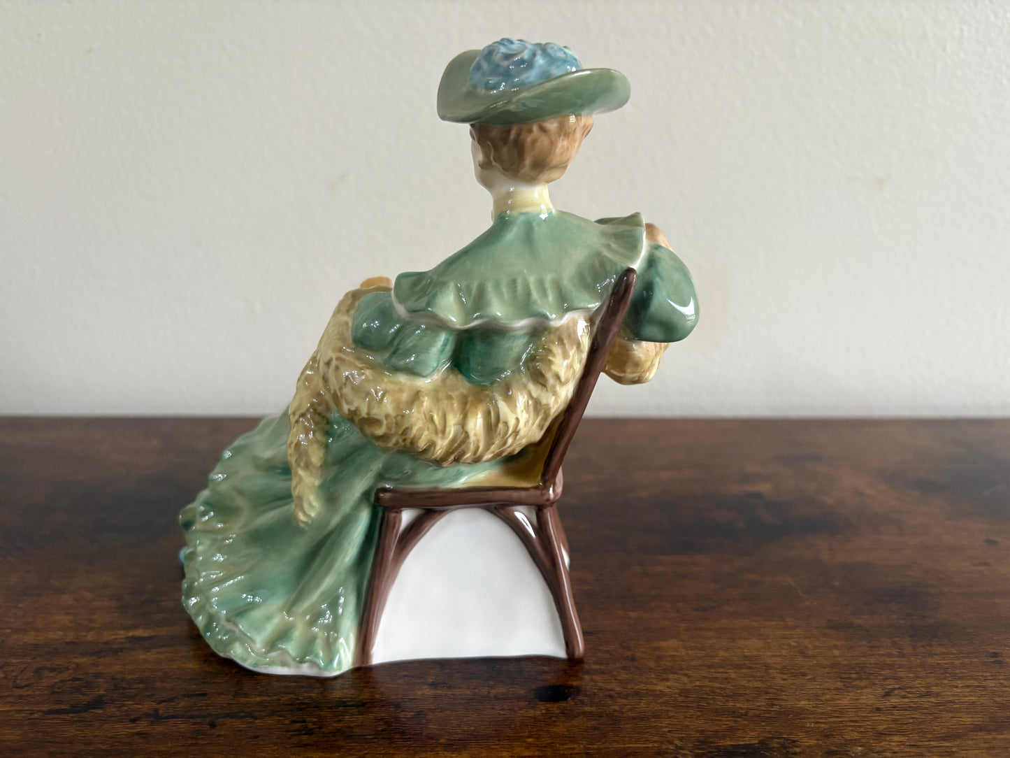 Royal Doulton Limited Figurine HN2356 Ascot Lady Green Parasol Sit VTG Fur 1967
