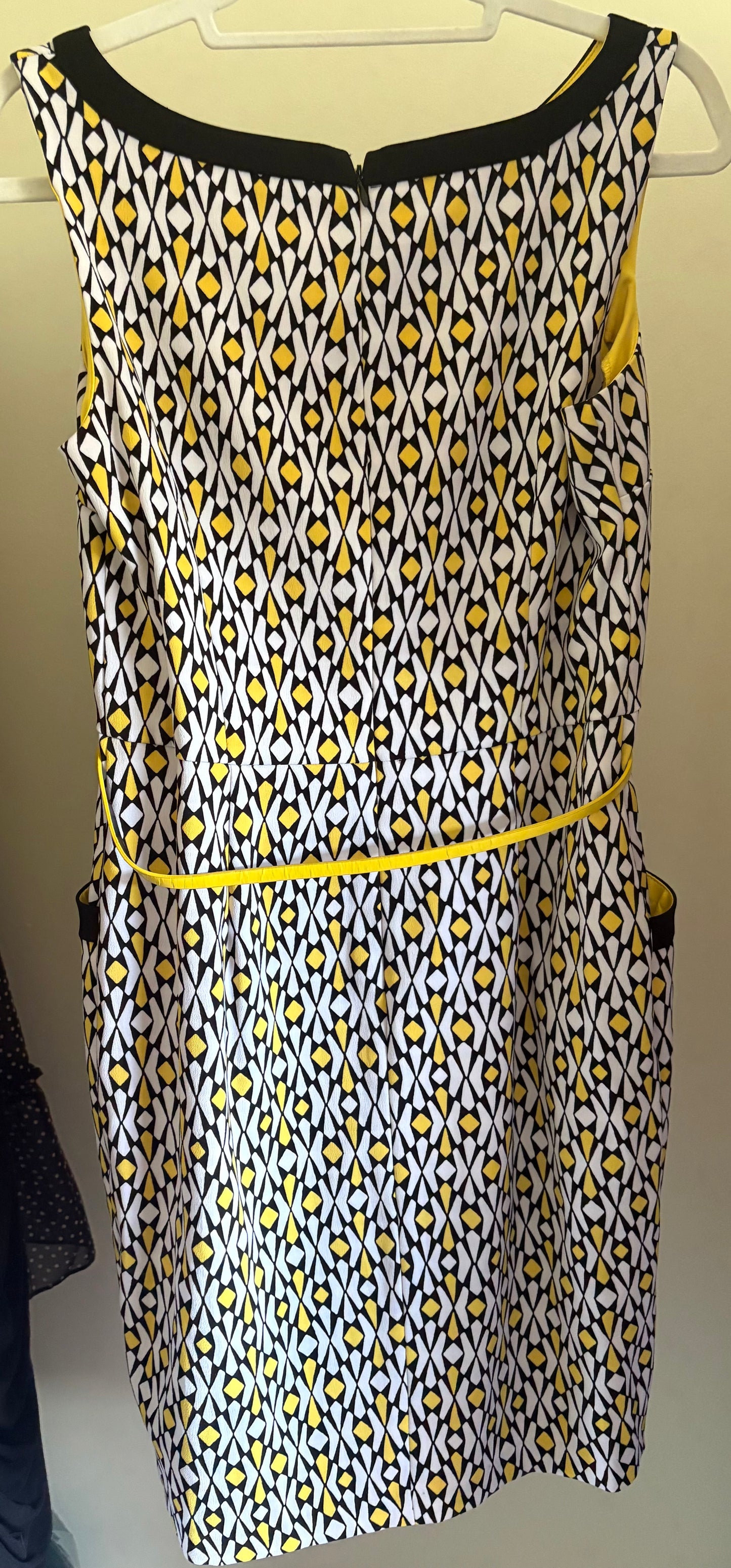 Women's London Times Dress, Petite, Black Yellow and White, Sheath / Pencil, Belted, Retro, Geometric - Size 10p