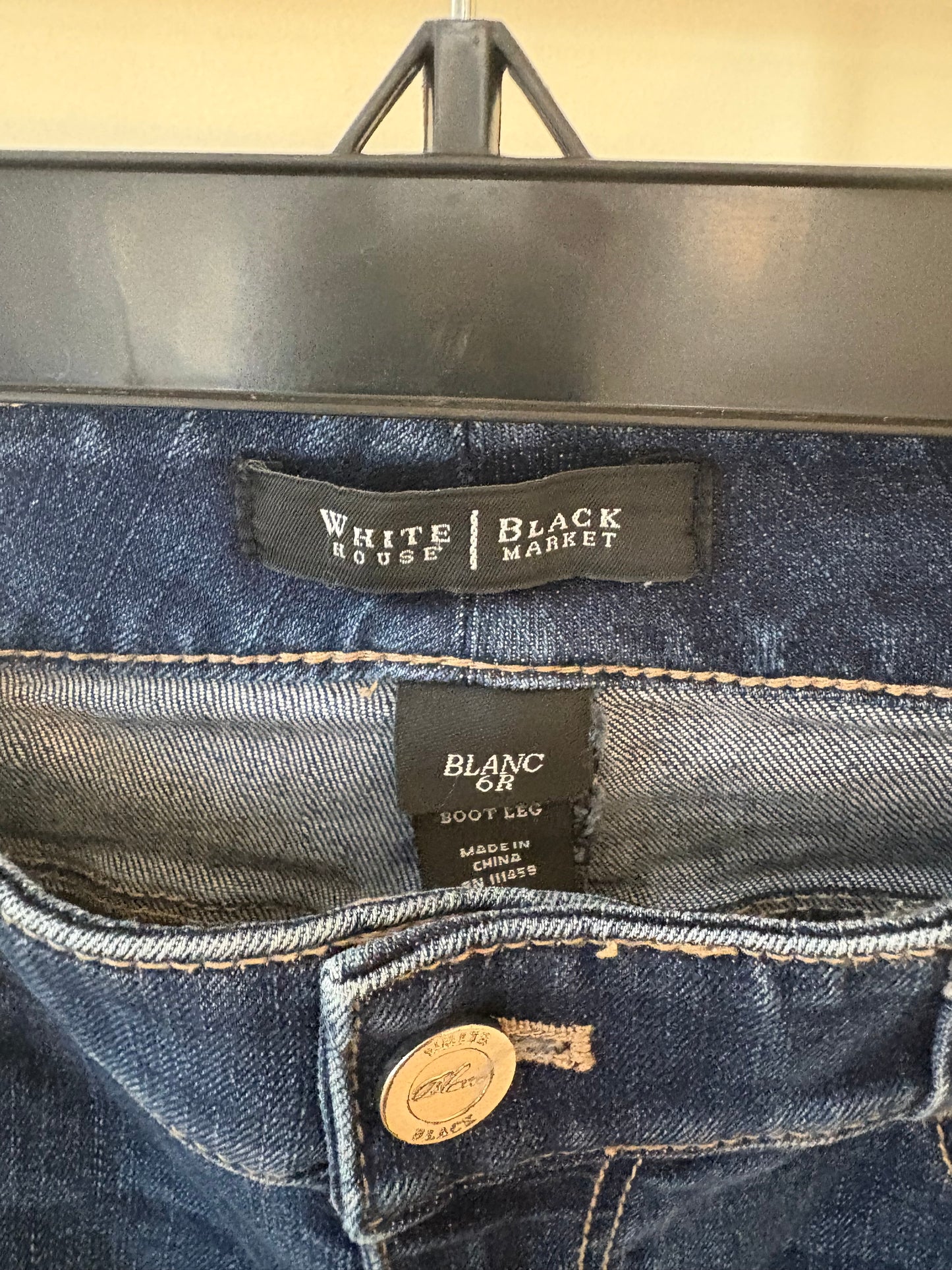 Women's White House Black Market WHBM Blanc Bootcut / Flare Jeans - Size 6R