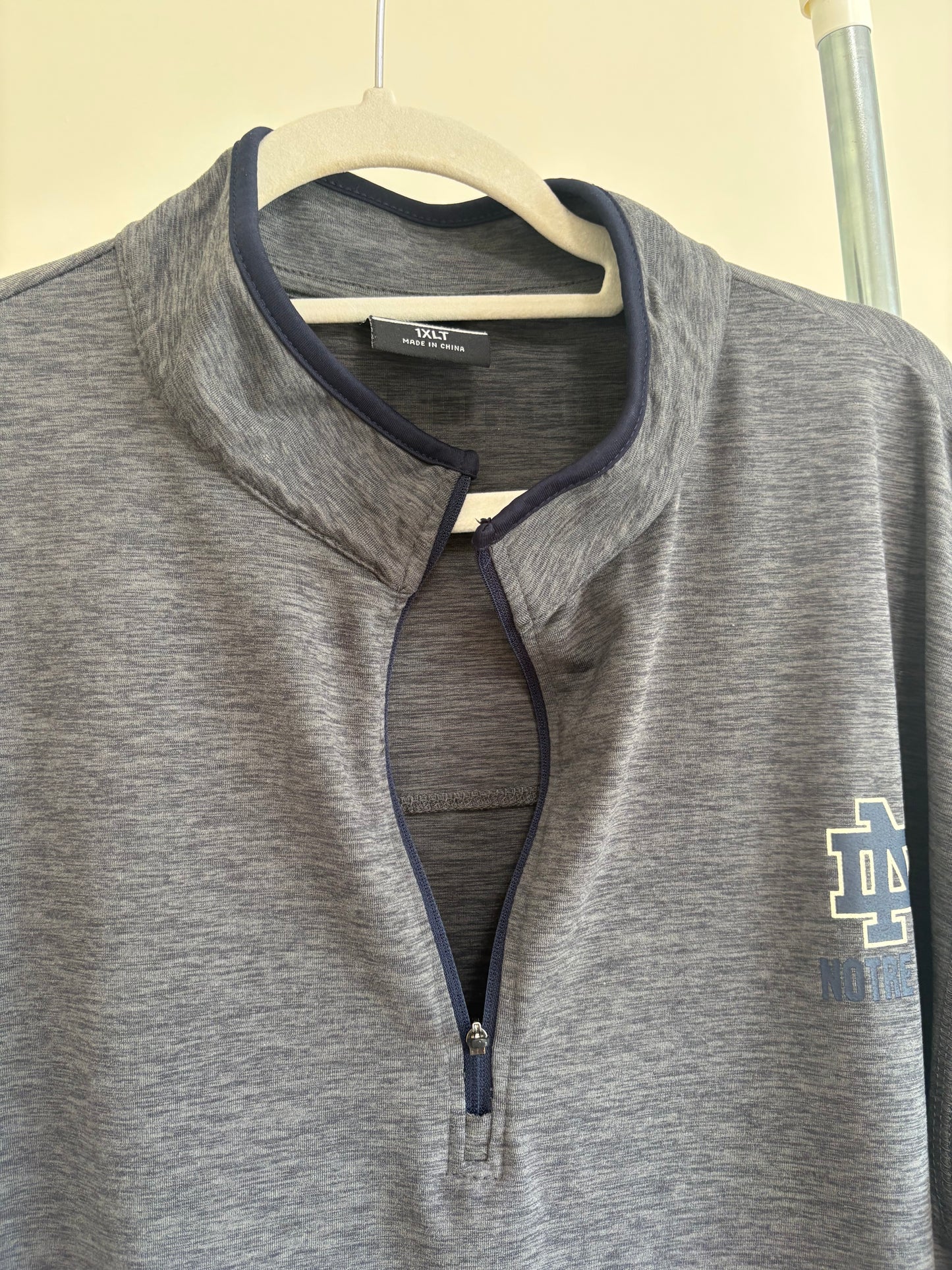 Men's Colosseum Notre Dame Long Sleeve Pullover Shirt with Zipper, charcoal gray - Size 1XL Tall