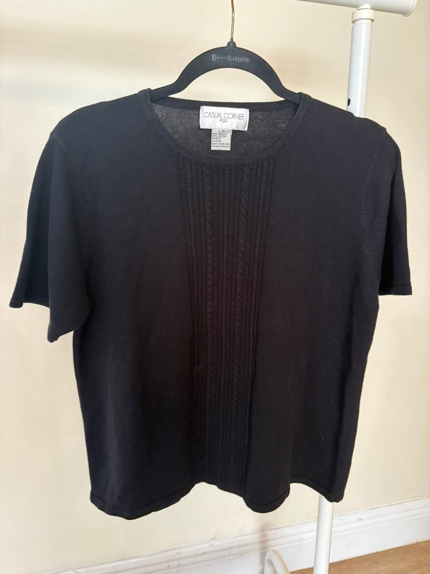 Women's Casual Corner Black Short Sleeve Sweater Size L