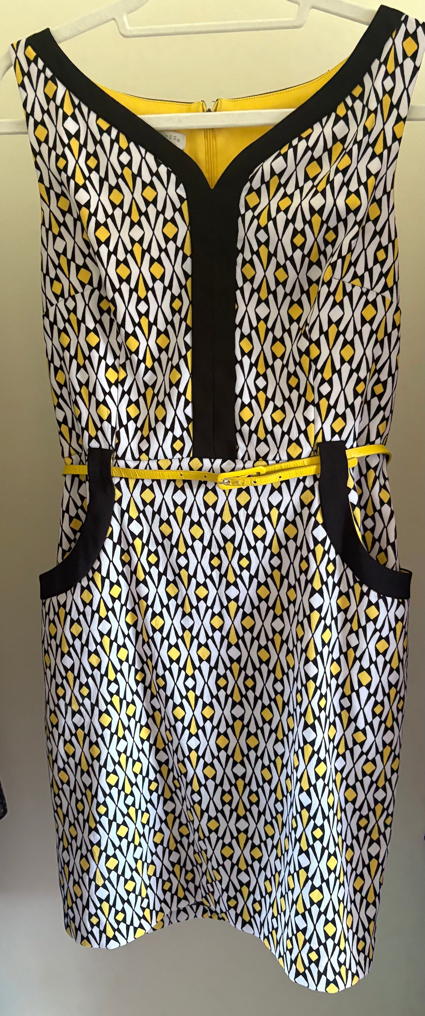 Women's London Times Dress, Petite, Black Yellow and White, Sheath / Pencil, Belted, Retro, Geometric - Size 10p