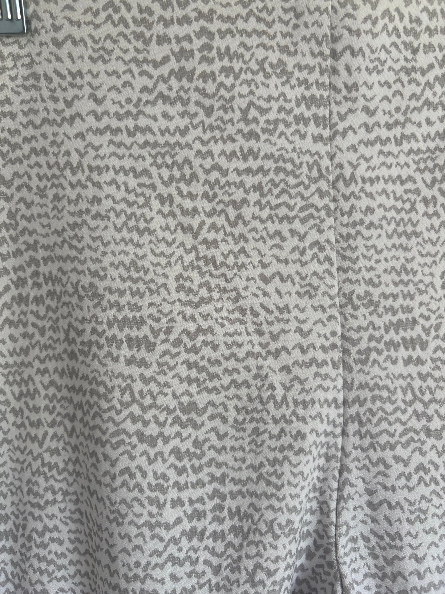 Women’s Alfani Printed Fringed Hem Skinny Ankle Pants White and Gray Size 12P
