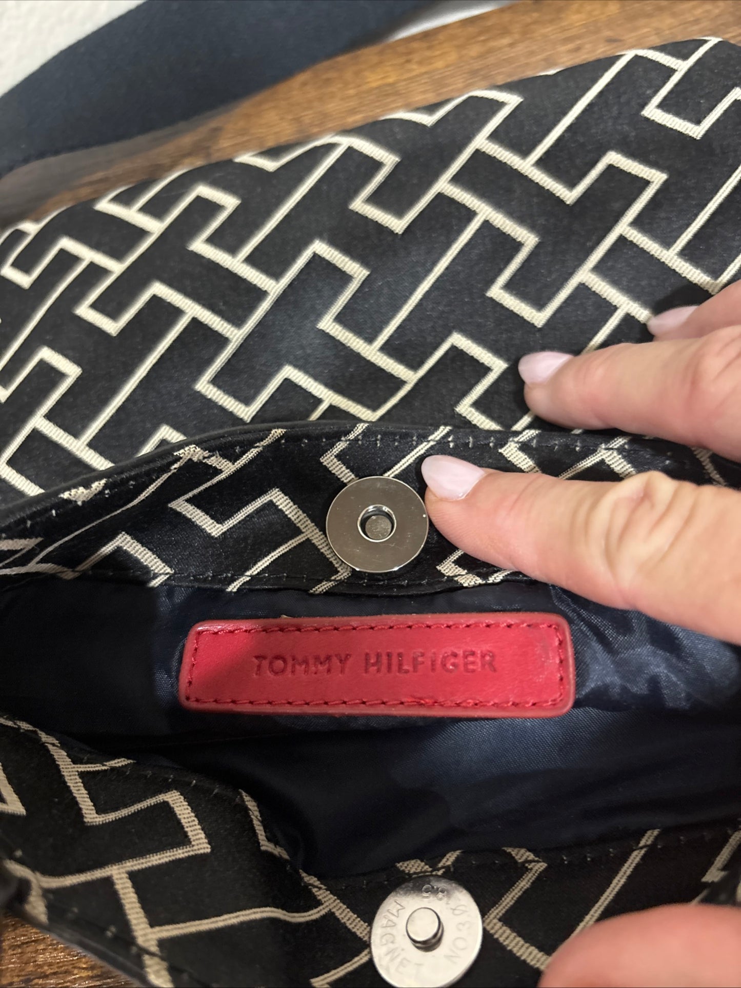 Purse: Tommy Hilfiger Crossbody, Faux Leather featuring Logo, Vtg (2012), Black Geometric Pattern